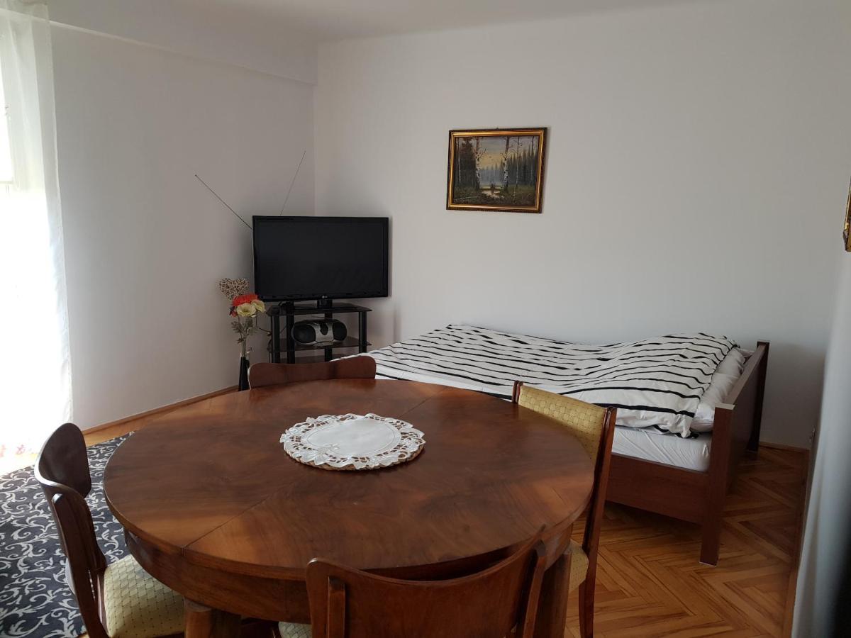 Mieszkanie W Centrum Krakowa Extérieur photo